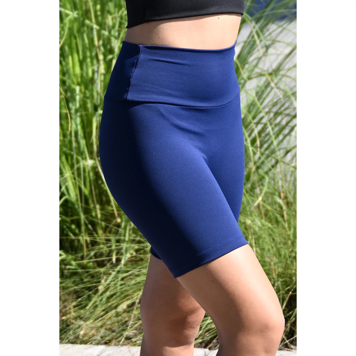 Sötétkék basic, magasderekú női fitness középhosszú short
