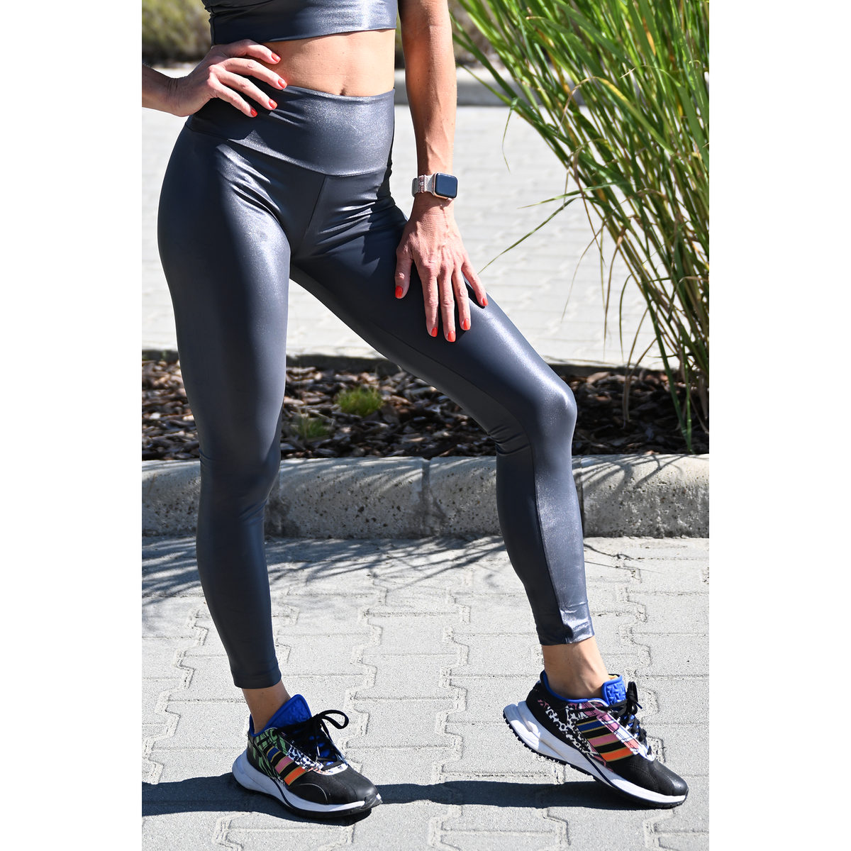 Grafisztürke extra fényes, csiszolt, magasderekú női leggings