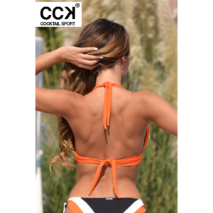 oldalt szélespántos tricolor kivehető szivacsbetétes D kosaras háromszög bikini felső.