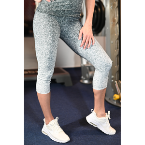 Melange fekete-fehér női fitnesz capri nadrág