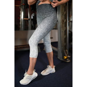 Melange fekete-fehér női fitnesz capri nadrág