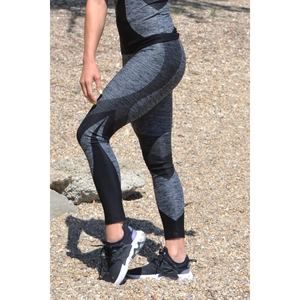 Kép 1/4 - Melange fekete ívelt mintás női fitnesz 7/8-os leggings