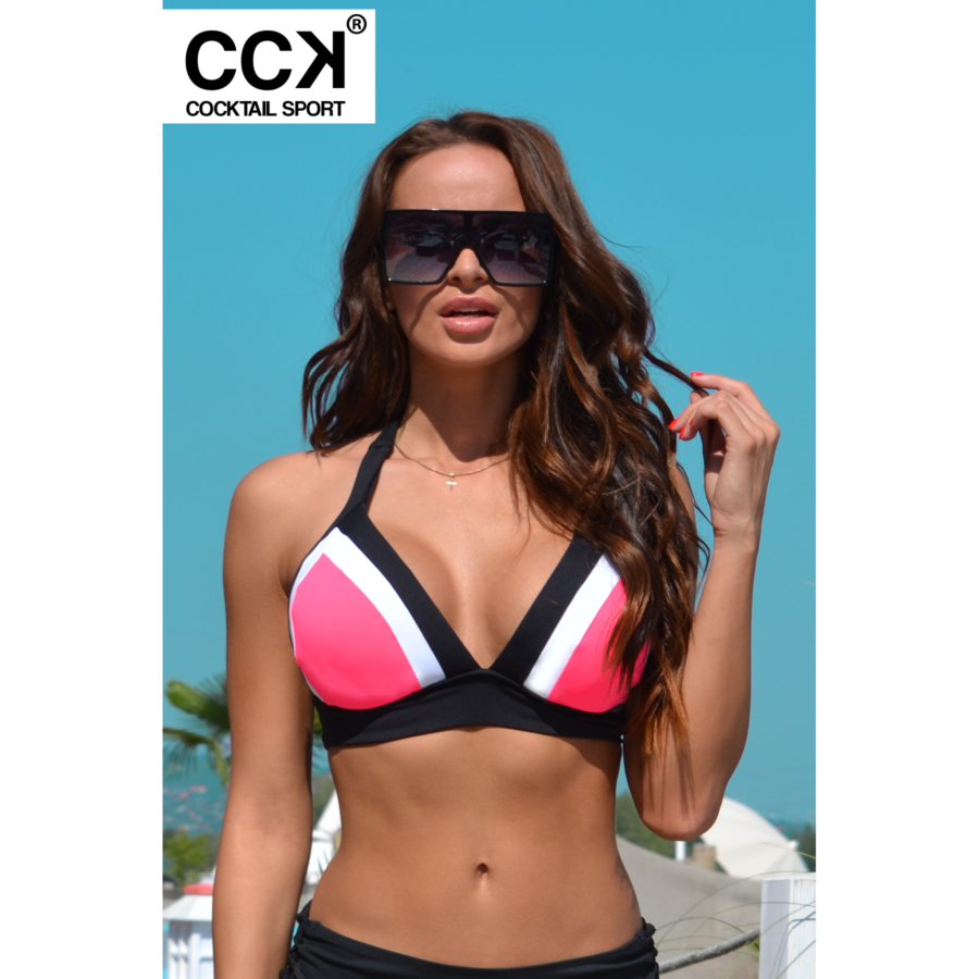 Fekete-fehér-pink, oldalt szélespántos tricolor kivehető szivacsbetétes D kosaras háromszög bikini felső.