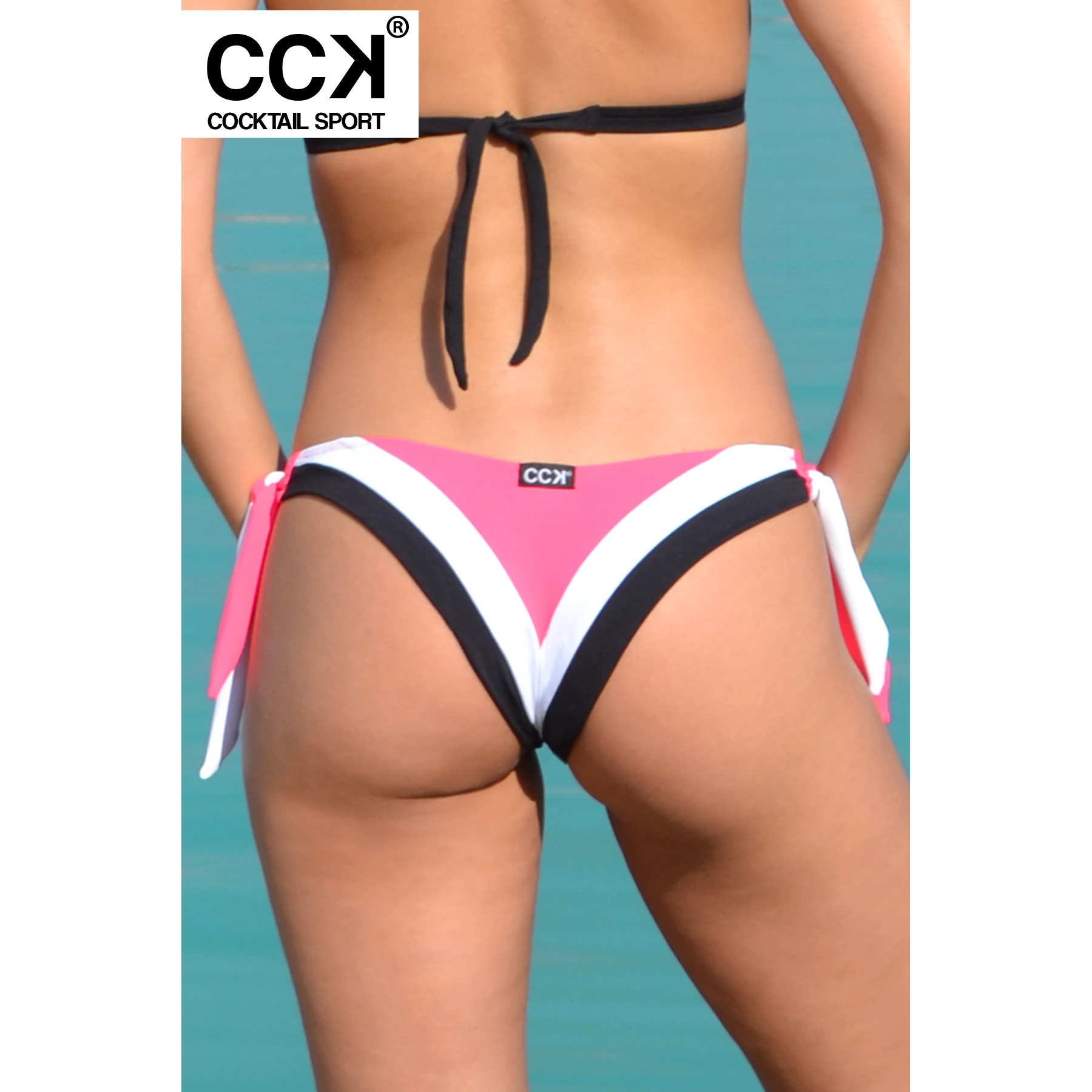 Fekete-fehér-pink, tricolor brazil tanga fazonú bikini alsó.